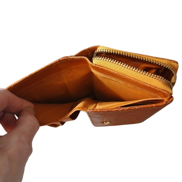 Valentina Wallet - Picture 8 of 12